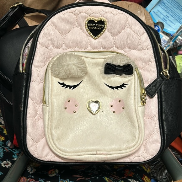 Rare brand new, never used Betsy Johnson ;-) Owl backpack - Picture 1 of 9